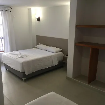 Hotel Akel House 3*