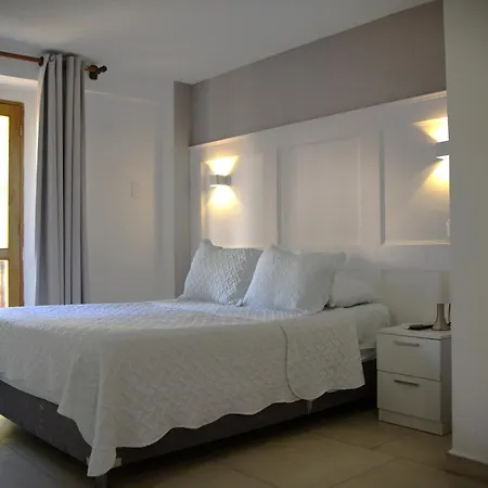 Hotel Akel House 3*