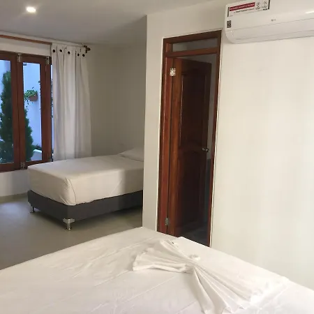 Hotel Akel House 3*