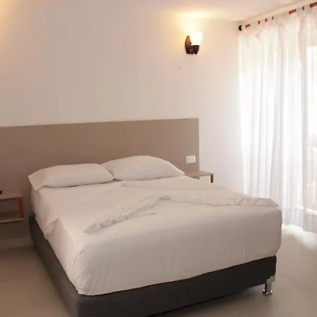 Hotel Akel House 3*